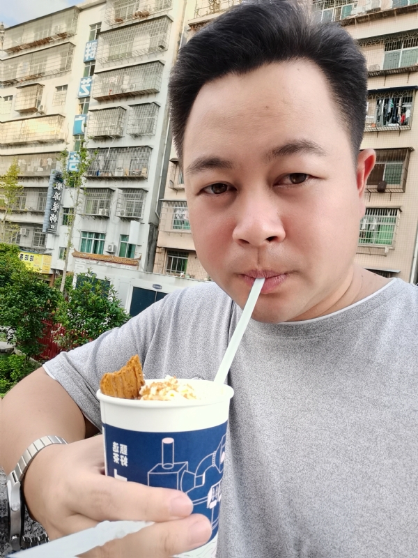 K金o的第一张照片--湖南王婆说媒